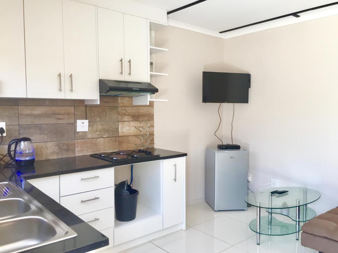 Man Cave Suite Swakopmund Exteriör bild